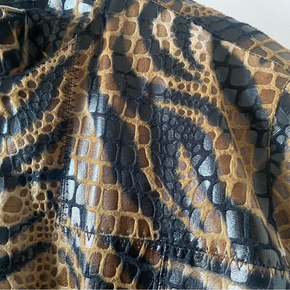 VINTAGE VINYL ANIMAL PRINT BIKER JACKET [JACKET ONLY] - Picture 2 of 6